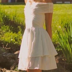 NWOT White Off-Shoulder Ruffle Dress